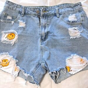 Smiley jean shorts